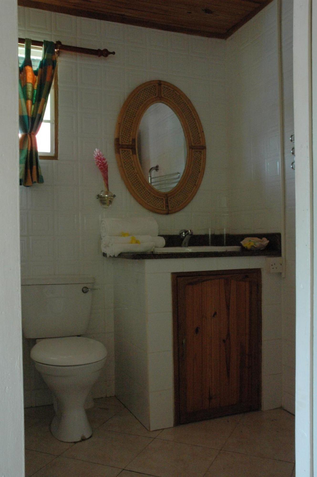 Kokogrove Chalets Anse Royale Chambre photo