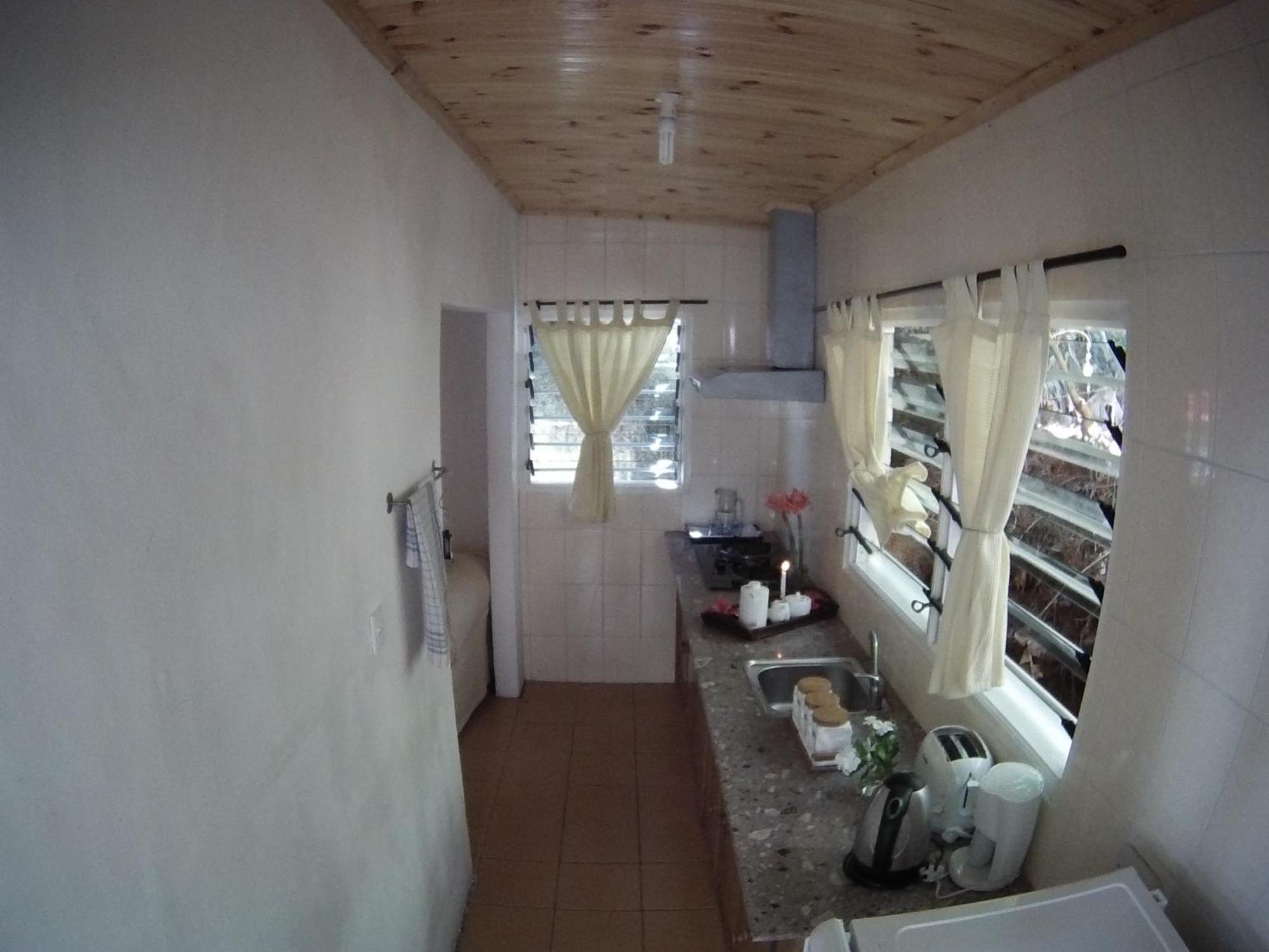 Kokogrove Chalets Anse Royale Chambre photo