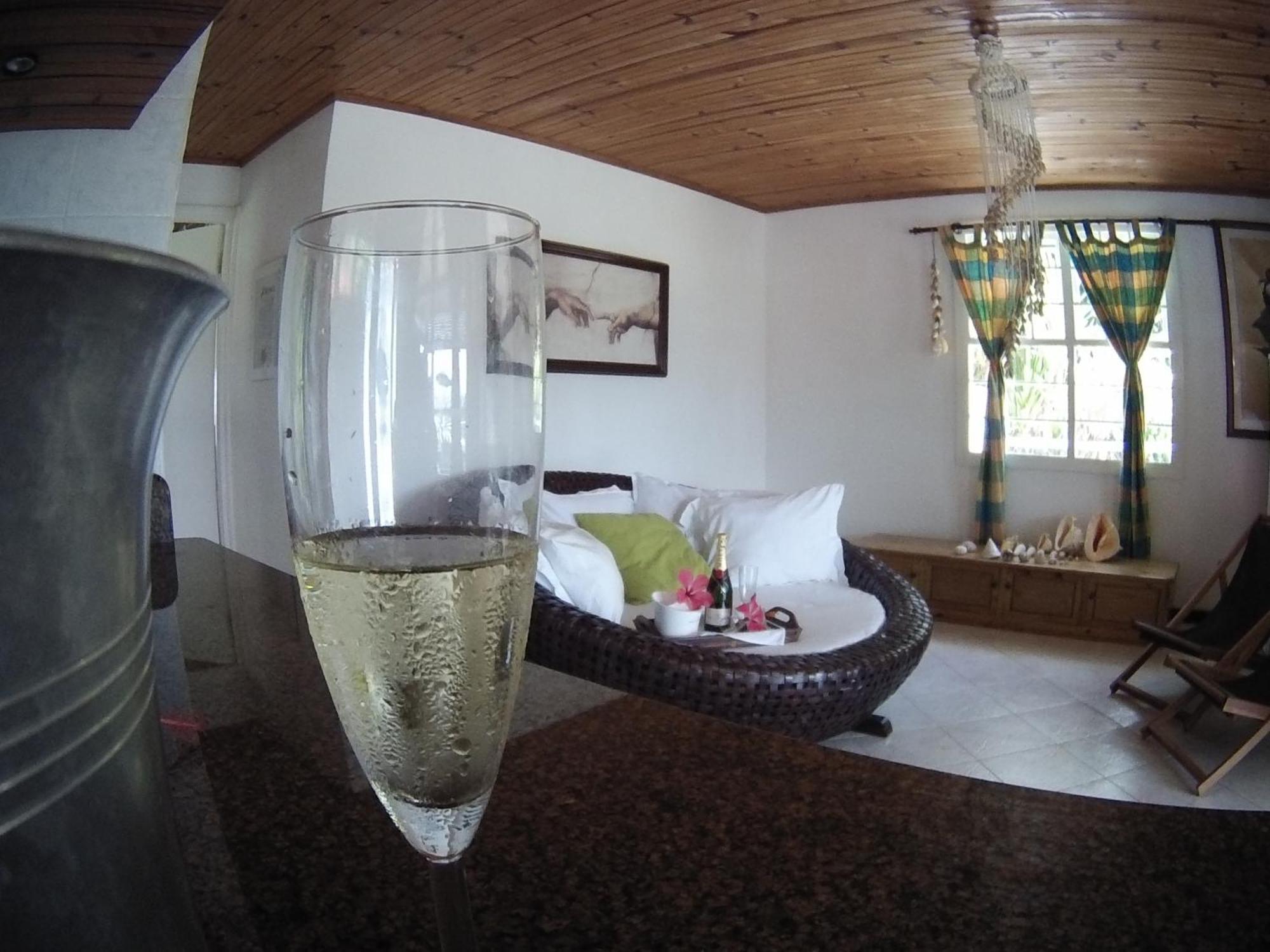 Kokogrove Chalets Anse Royale Chambre photo