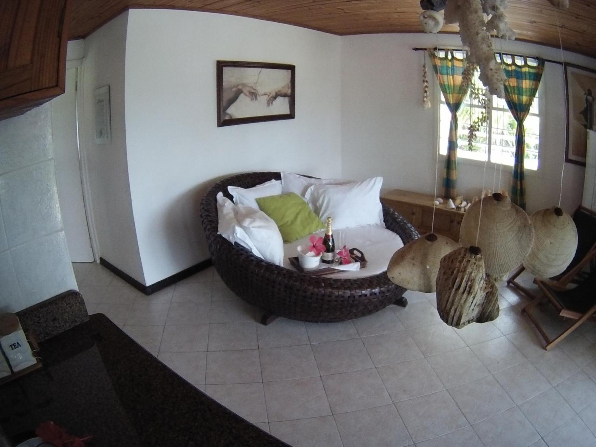 Kokogrove Chalets Anse Royale Chambre photo